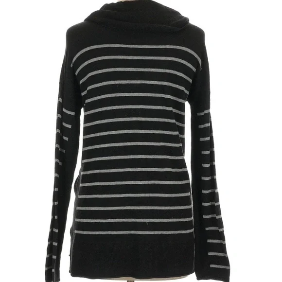 Market & Spruce Women's Black and Gray Striped Cowl Neck Sweater sz.L - Picture 3 of 8